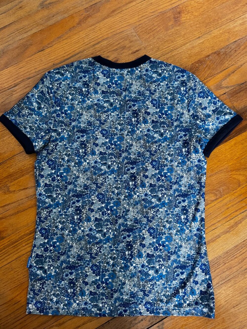 adidas Originals x Liberty of London Tonal Cali T-Shirt (Medium) - Picture 3 of 6